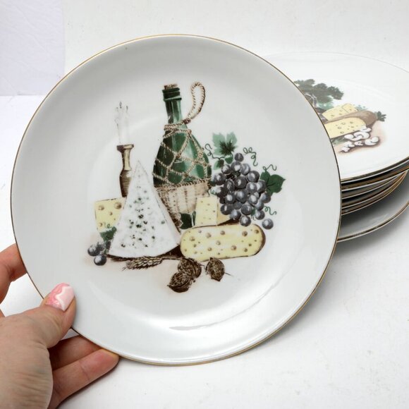 RARE 1960s Kahla German Republic Porcelain Appetizer Plates - Set of 7! 🧀🍷 - Picture 4 of 14